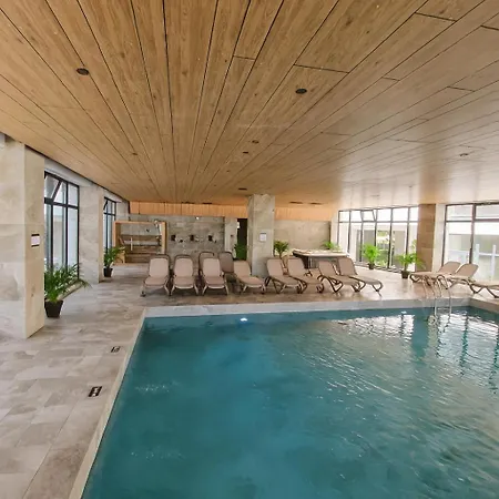 C55 - In Alezzi Odyssey Pool & Mamaia Nord Apartmanhotel