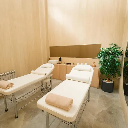 C55 - In Alezzi Odyssey Pool & Mamaia Nord Apartmanhotel 3*