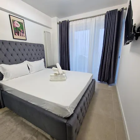 C55 - In Alezzi Odyssey Pool & Mamaia Nord 3* Năvodari