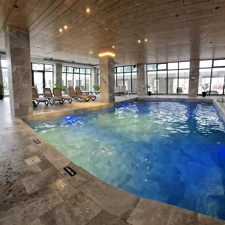 Alz Pool & Spa Resort - Aparthotel C55 Navodari