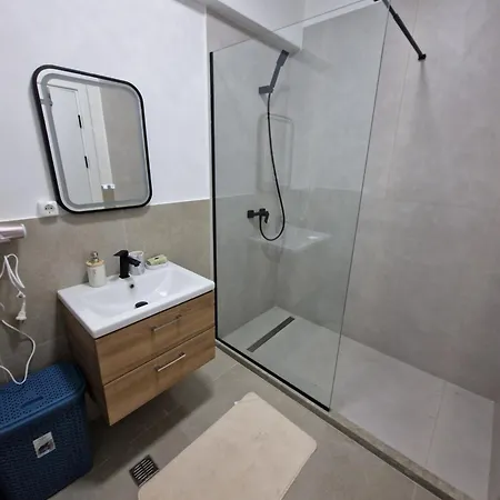 C55 - In Alezzi Odyssey Pool & Mamaia Nord 3*